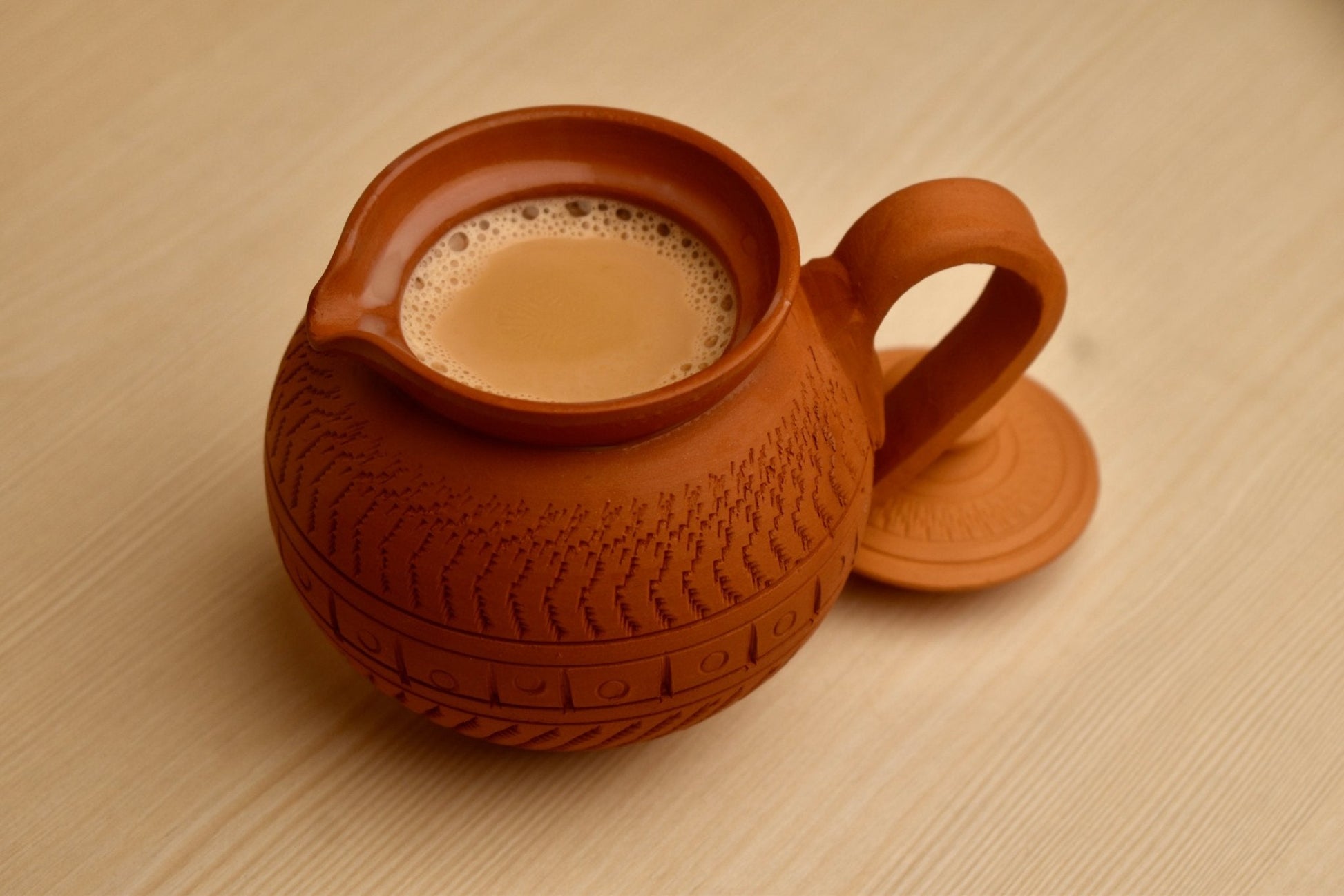 Kettle Contour – The Elegant Terracotta Teapot - Mittified