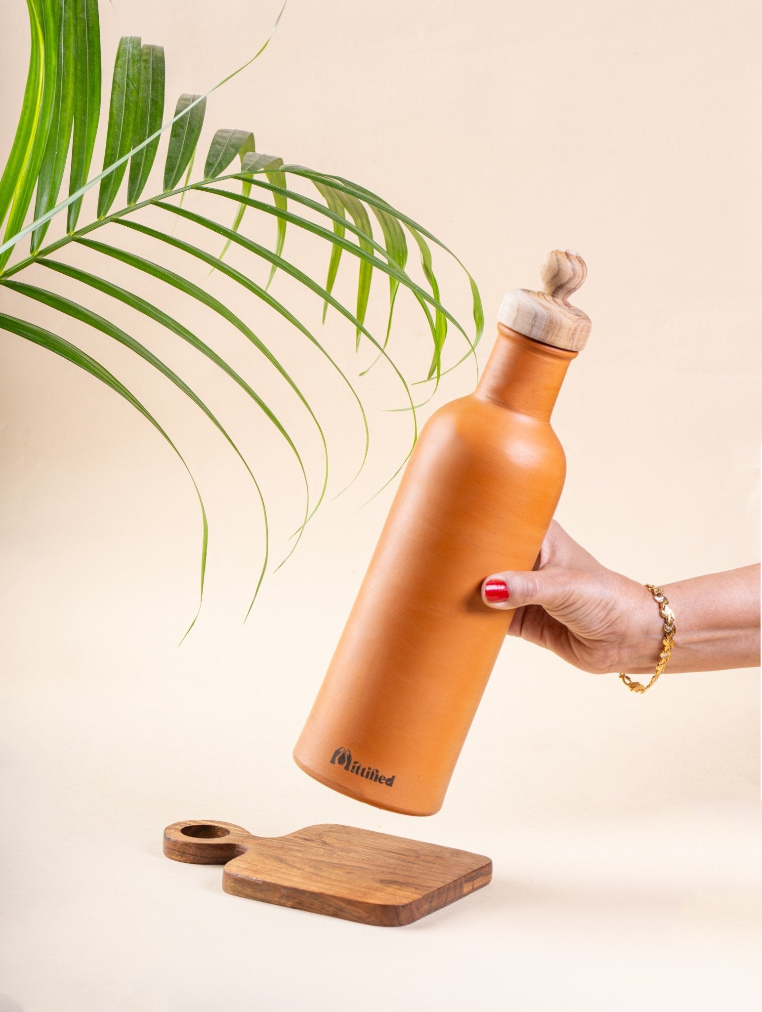 Mitti Marvel – Premium Shhesam Wood Lid (Clay water Bottle) - Mittified