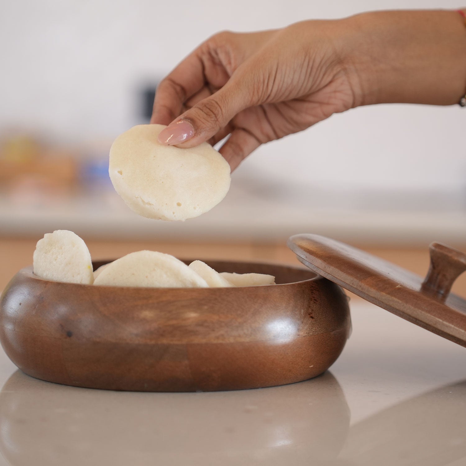 Mittified Handcrafted Acacia Wood Roti Box with Lid | Chapati Box | Wooden Roti Dabba | Keep Rotis Warm & Soft | Eco - Friendly Kitchen Storage - Mittified